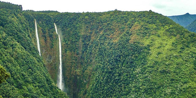 Tour-Valley-Waterfalls